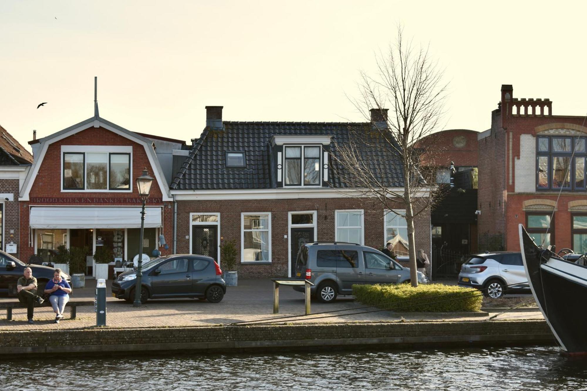 Logies Langestreek Lemmer Exteriör bild