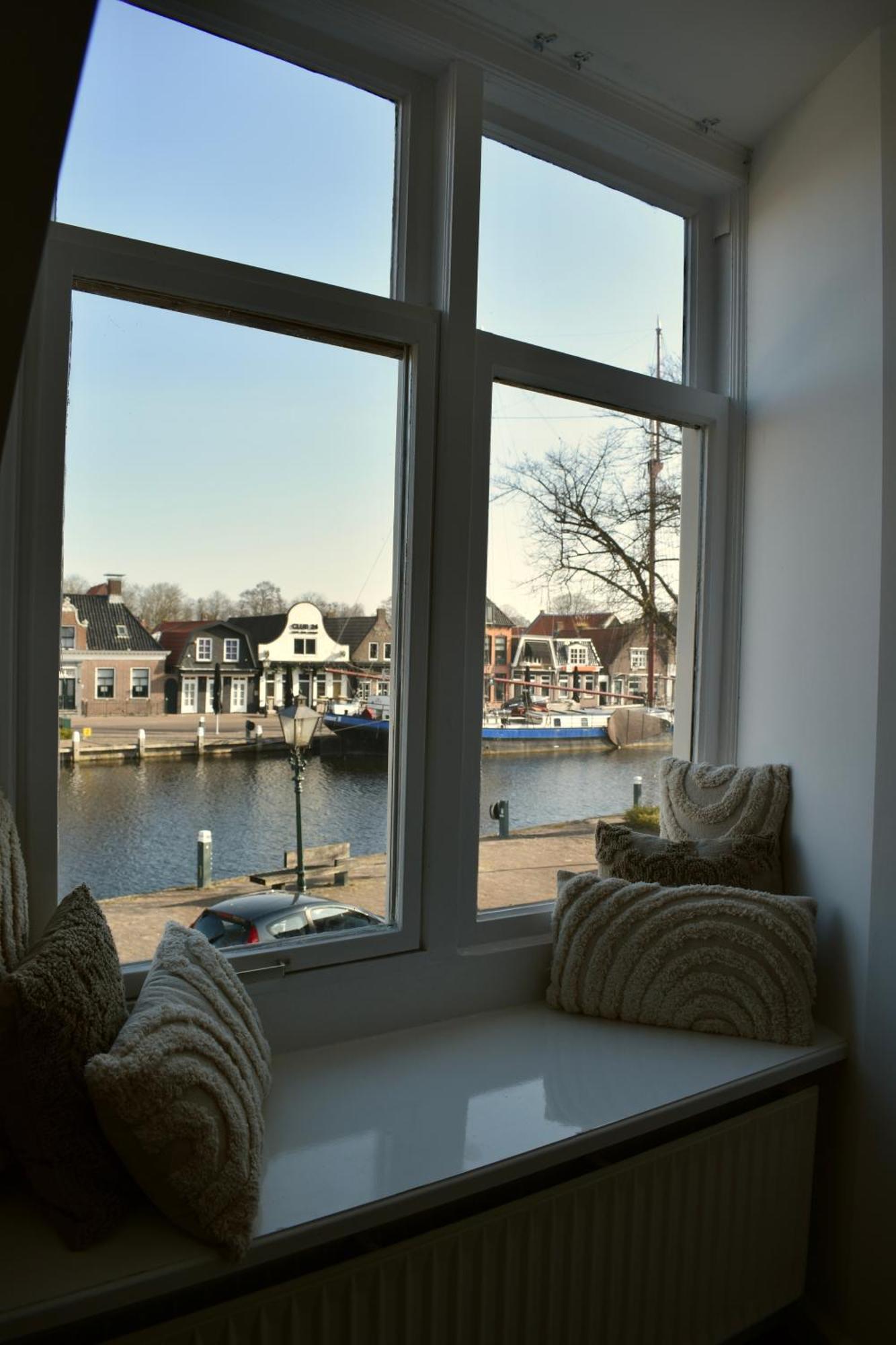 Logies Langestreek Lemmer Exteriör bild